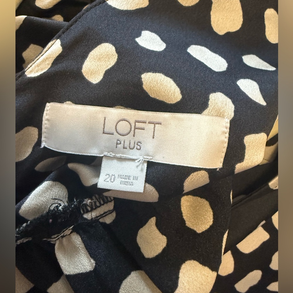 LOFT Size 20 Black & Tan Patterned Top 🖤 Cute Large Bow in Back - Picture 6 of 9